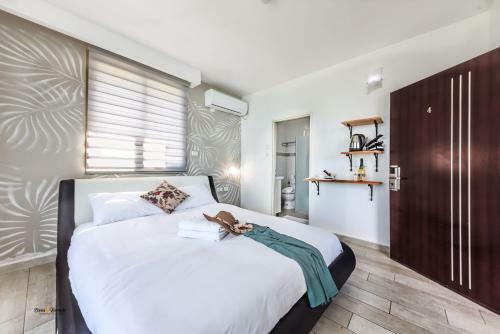 Hotel Nofim Suites
