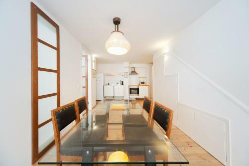 Apartamento Astonishing Renovated And Spacious 1br Apt