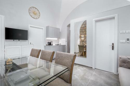 Magical Apartments, In Front To Mamilla Mall