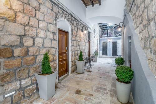 Magical Apartments, In Front To Mamilla Mall