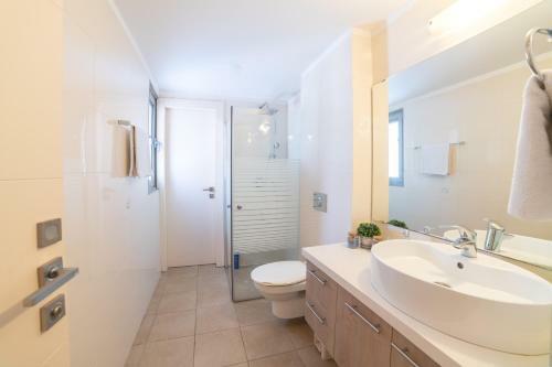 Art Apartment In King David Residence