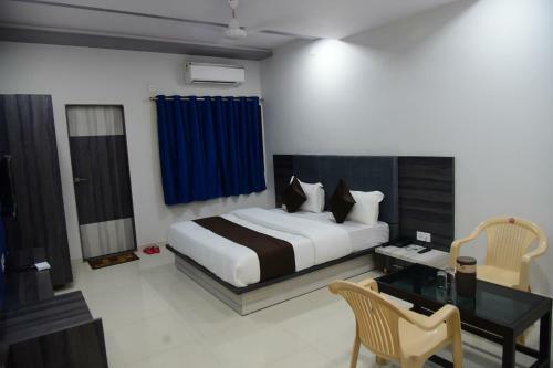 Hotel Savera Palace