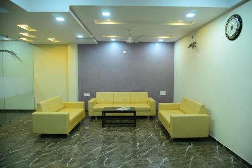 Hotel Savera Palace