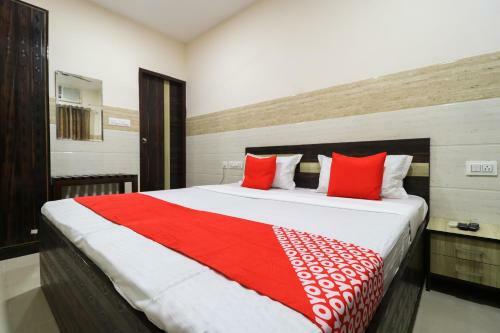 Oyo 49095 Hotel K Fort