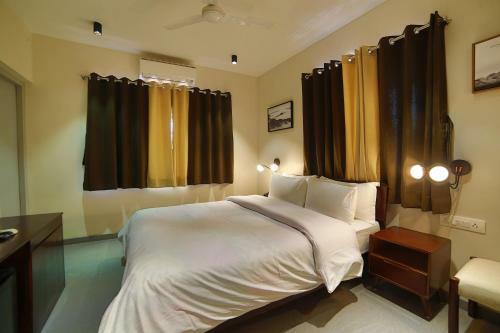Hotel Marigold Mount Abu With Swimming Pool
