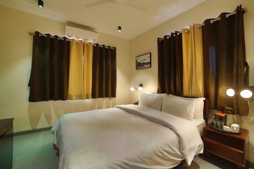 Hotel Marigold Mount Abu With Swimming Pool