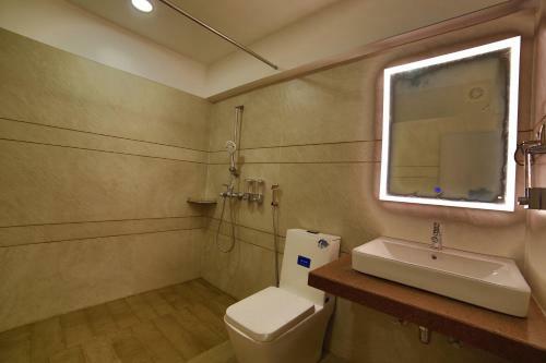 Hotel Marigold Mount Abu With Swimming Pool