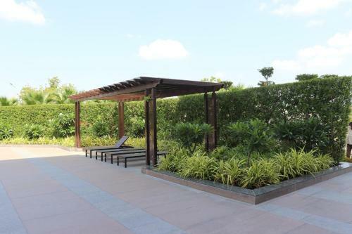 Hillcrest Hotel & Resort