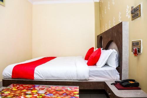 Oyo 31017 Hotel Nirmala