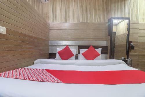 Oyo 67212 Jain Hotels & Isbt Agra