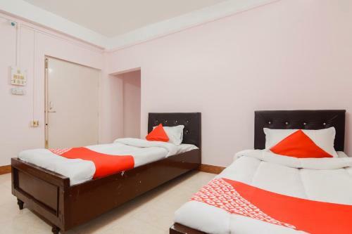 Hotel Oyo 28627 Royal Guest House