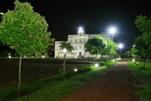 Hotel Aaram Baagh Agra By Pachar Group