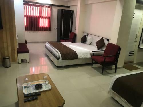 Hotel Mansarovar