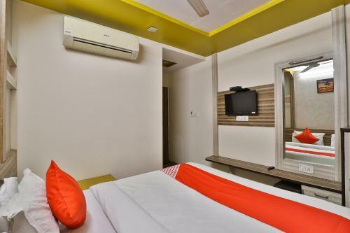 Oyo 2174 Hotel Radhey Inn
