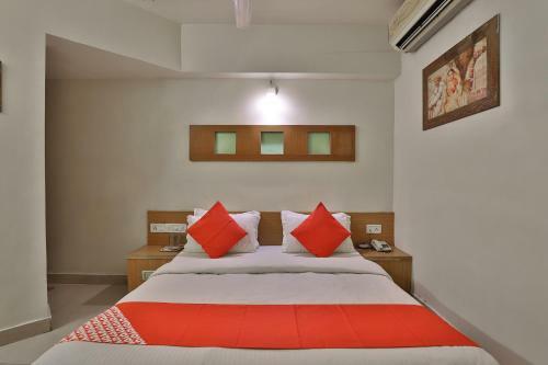 Oyo 1966 Hotel Campus