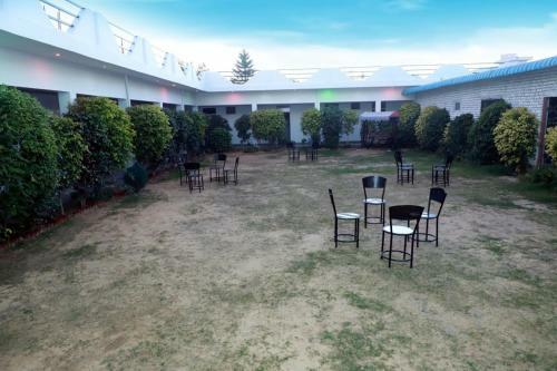 Hotel The Gulab Resort