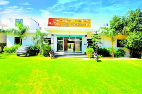 Hotel The Gulab Resort
