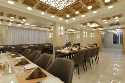 Hotel Elysian Residency
