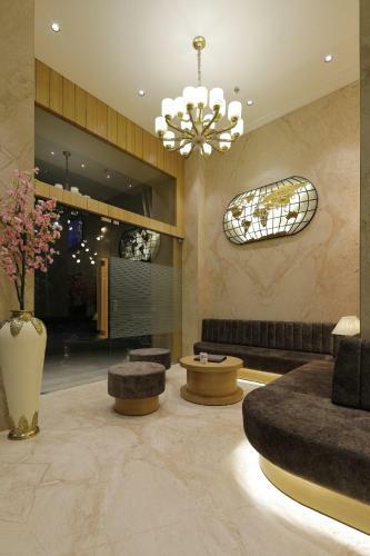 Hotel Elysian Residency