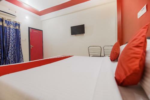 Hotel Oyo 46533 Ravi Palace