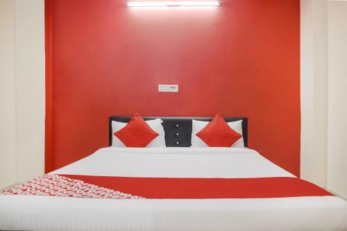 Hotel Oyo 46533 Ravi Palace