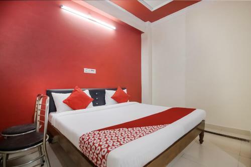 Hotel Oyo 46533 Ravi Palace