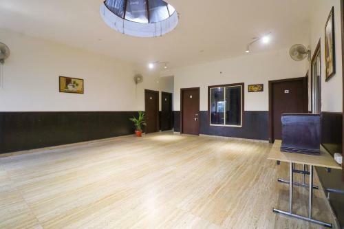 Hotel Oyo 60553 Hari Pearl Residency