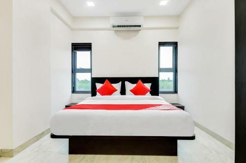 Oyo 60752 V&s Hotel
