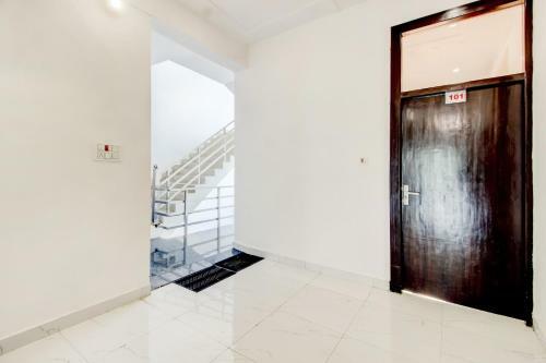 Oyo 72798 Hotel Imperial Fort