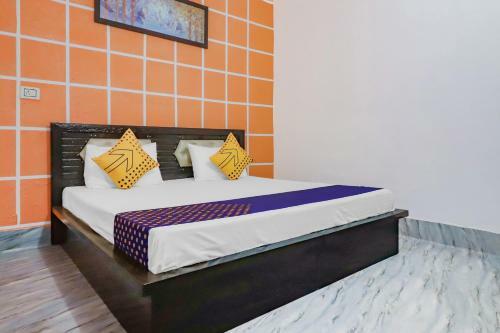Hotel Spot On 76426 R N Residency