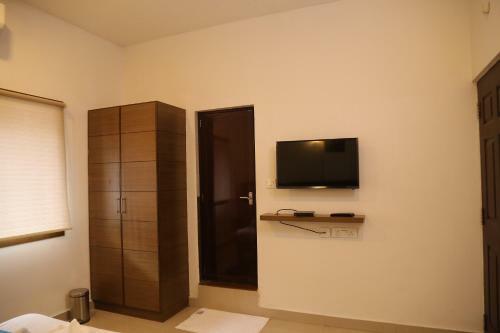 Hotel Kodavath Regency