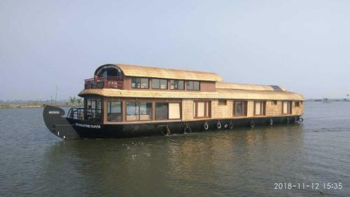 Hotel Alleppey Backwater Cruise