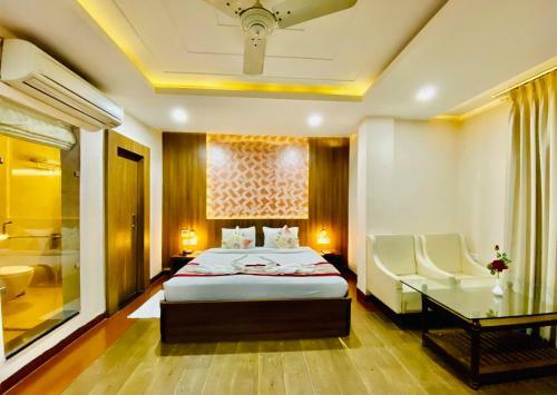 Hotel Ajay International