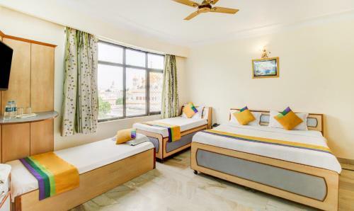 Hotel Treebo Trip Alpha Inn Golden Temple