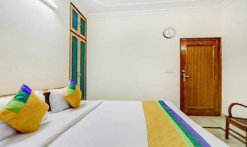Hotel Treebo Trip Alpha Inn Golden Temple