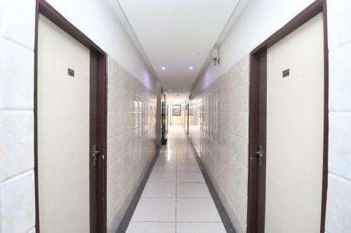 Hotel Oyo 23357 Raj Tirath Niwas