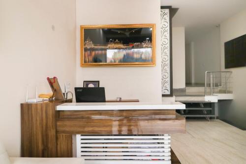 Oyo 67637 Hotel A1