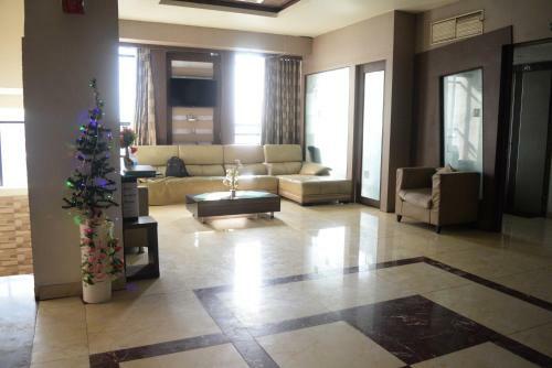 Hotel Relish Residency