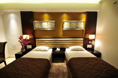 Hotel Surabhi Regency