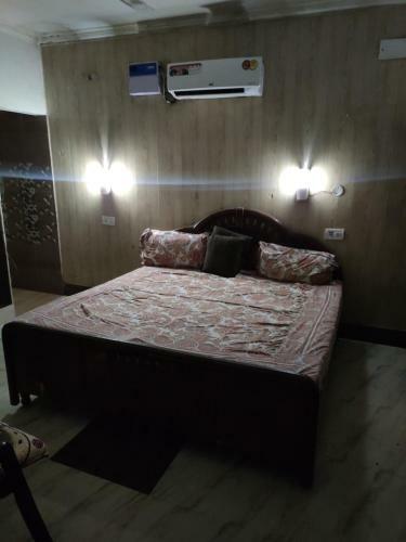 Hotel Golden Woods