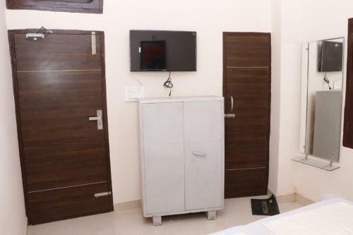 Hostal Vikas Home Stay