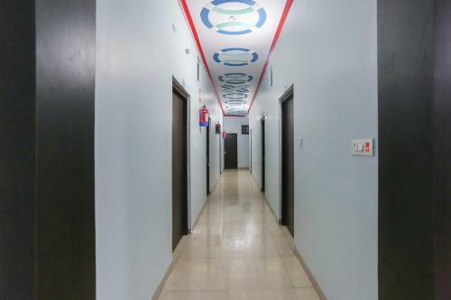 Oyo 71204 Hotel New Grace