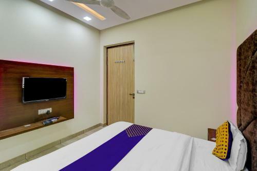 Oyo 76162 New Shivani Hotel