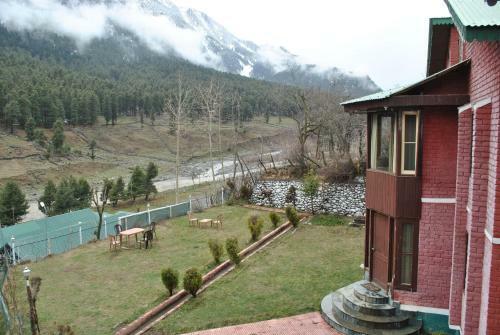Hotel The Pinus Resort