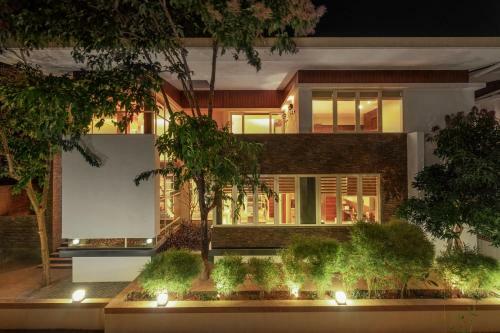 Luxurious 4bhk Private Pool Villa Seis At Arpora