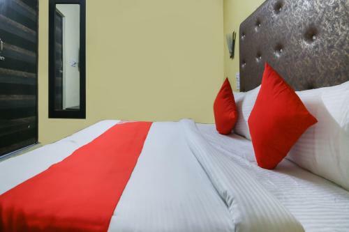 Hotel Oyo 65136 Meerut Inn