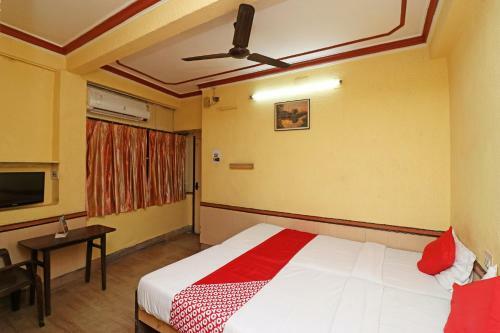Oyo 28177 Hotel Amrita