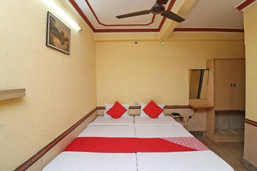 Oyo 28177 Hotel Amrita