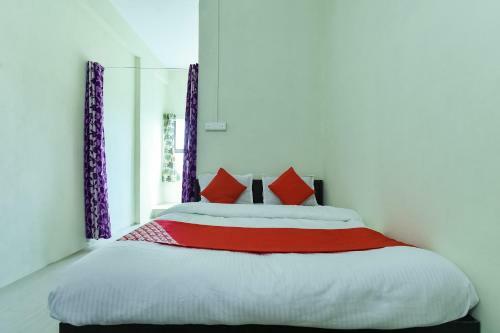 Oyo 75657 Hotel Omkar Lodge