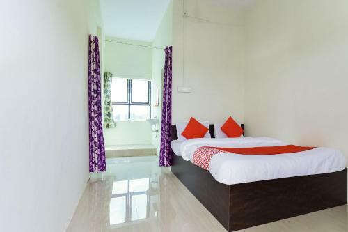 Oyo 75657 Hotel Omkar Lodge